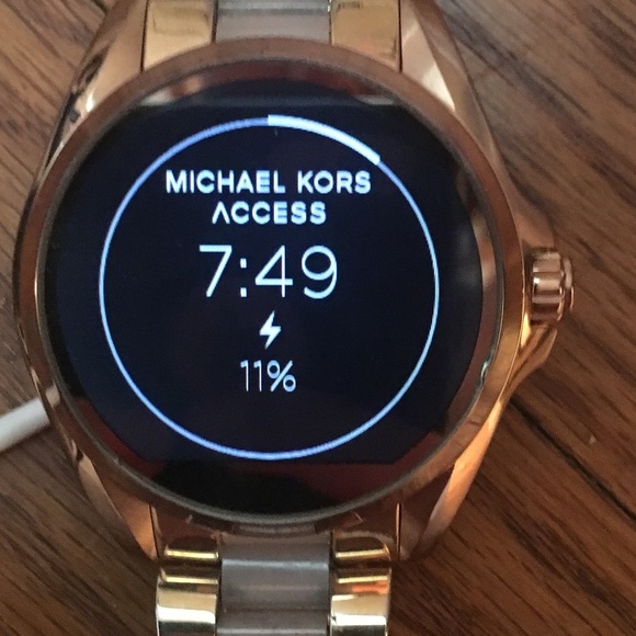 MK ROSE GOLD SMARTWATCH - Picture 2 of 3